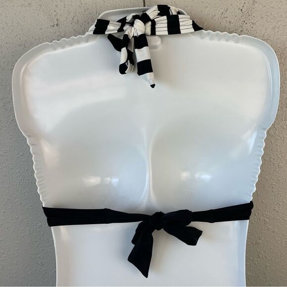 NWT MICHAEL Michael Kors Bikini Top Sizes XS or M - Picture 3 of 4